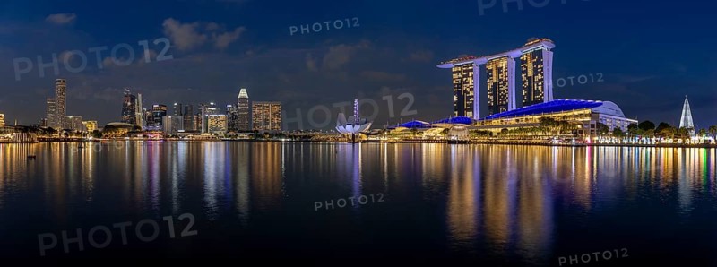 Panorama with Waterfront Promenade and Marina Bay Sands hotel complex, Marina Bay, Singapore, Singapore, Asia