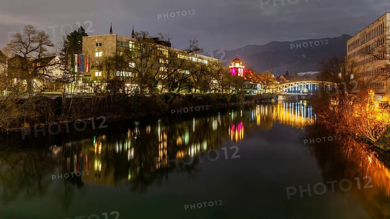 New town hall, Schwammerlturm, illuminated bridge over the river Mur, Waasenbrücke, night shot, Leoben, Styria, Austria, Europe