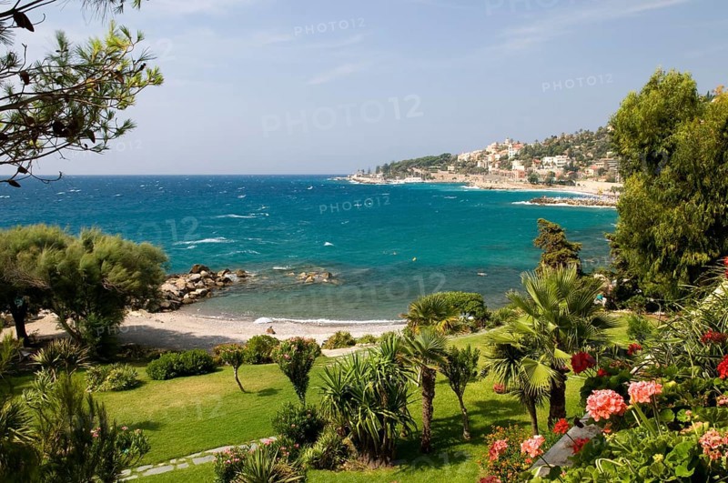Bay, Bordighera, Italian Riviera, Ligurian Sea, Liguria, Italy