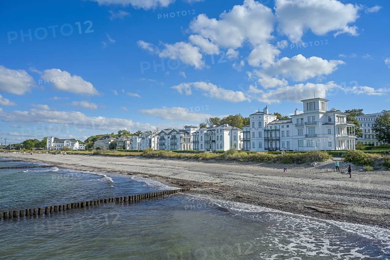 Baltic Sea, villas on the beach promenade, so-called pearl necklace, Baltic Sea resort Heiligendamm, Bad Doberan, Mecklenburg-Vorpommern, Germany