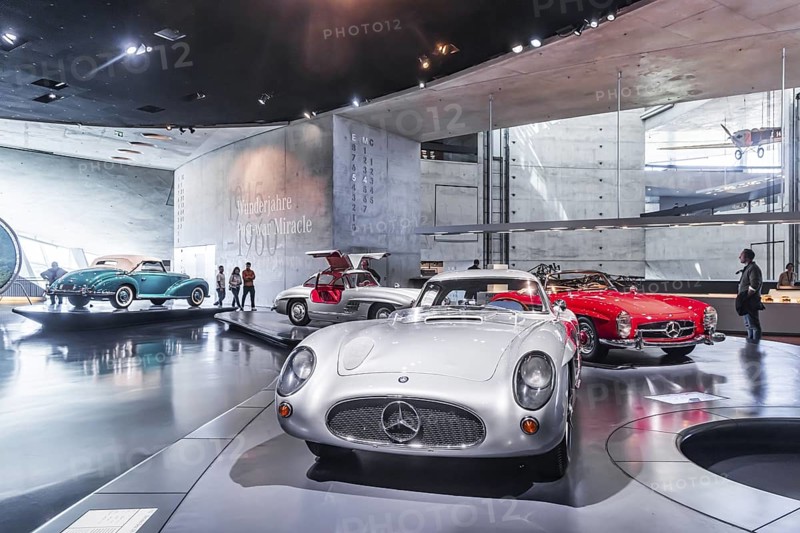 Mercedes-Benz 300 SLR Uhlenhaut Coupé from 1955. Two examples were built, one was auctioned. With proceeds of 135 million euros, it is the most valuable car in the world. The Mercedes-Benz Museum in Stuttgart presents a journey through the automotive history of the global corporation. The history of the Mercedes star begins with the first automobile in 1886. 160 vehicles are on display. Stuttgart, Baden-Württemberg, Germany