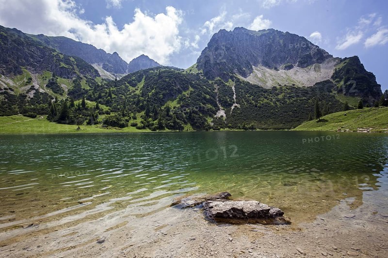 Lower Gaißalpsee, behind Rubihorn, near Oberstdorf, Oberallgäu, Allgäu Alps, Allägäu Bavaria, Germany