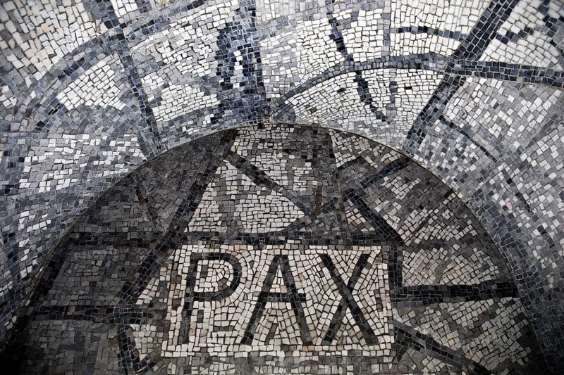 Bittermark memorial, memorial site, detail of the crypt with the word PAX, artist Léon Zack, Dortmund, North Rhine-Westphalia, Germany