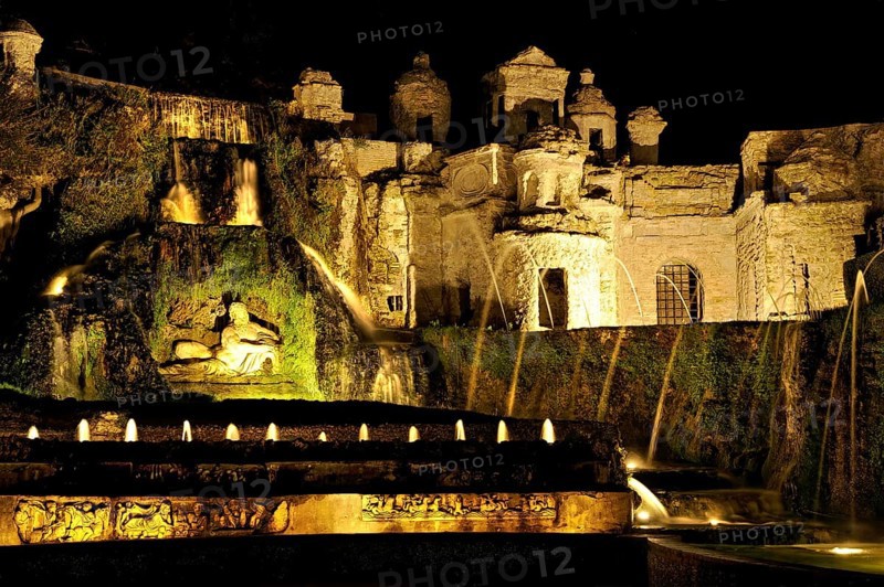 Fontana della Rometta e di Roma, Renaissance garden of the Villa d'Este, water features, fountains, atmospheric illumination at night, UNESCO World Heritage Site, Tivoli, metropolitan city of Rome, Lazio, Italy