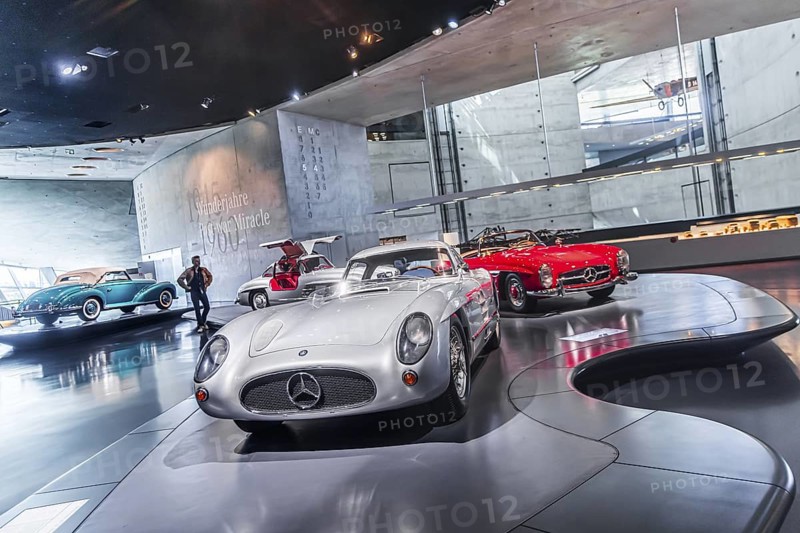 Mercedes-Benz 300 SLR Uhlenhaut Coupé from 1955. Two examples were built, one was auctioned. With proceeds of 135 million euros, it is the most valuable car in the world. The Mercedes-Benz Museum in Stuttgart presents a journey through the automotive history of the global corporation. The history of the Mercedes star begins with the first automobile in 1886. 160 vehicles are on display. Stuttgart, Baden-Württemberg, Germany