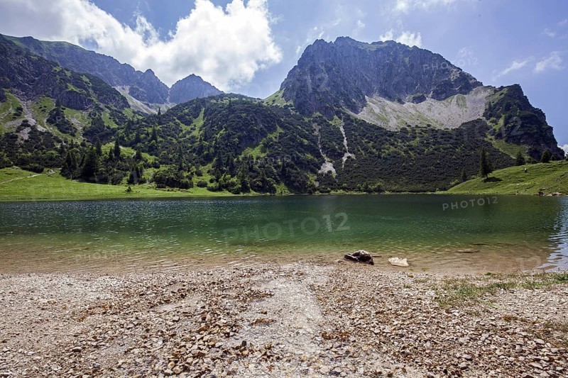 Lower Gaißalpsee, behind Rubihorn, near Oberstdorf, Oberallgäu, Allgäu Alps, Allgäu, Bavaria, Germany