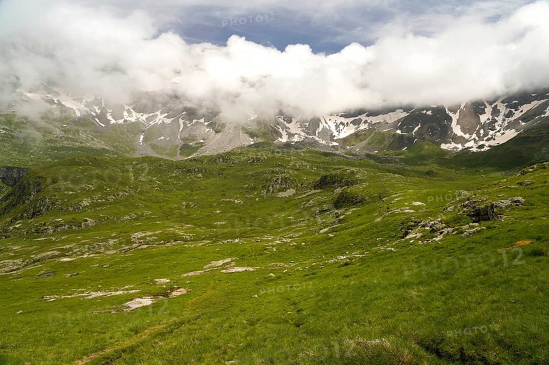The Cirque de Troumouse basin in the Pyrenees National Park near Gavarnie-Gèdre, France