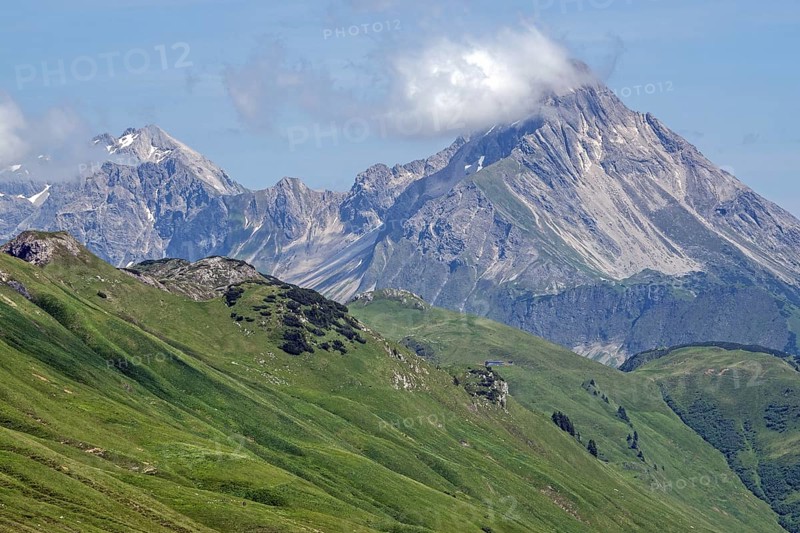 View from the Hochalp pass, behind left Johannes Licht, behind right Biberkopf, Allgäu Alps, near Hochkrumbach, Vorarlberg, Austria
