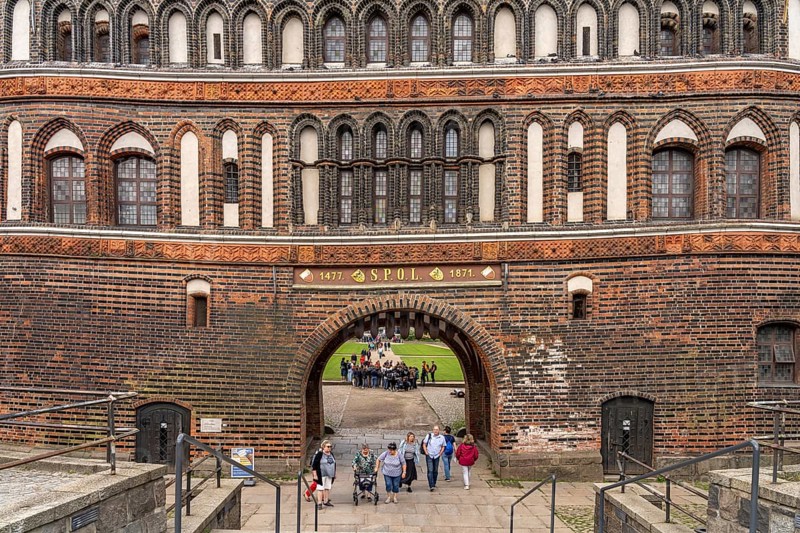 Tourists at the Holstentor, Hanseatic City of Lübeck, Schleswig-Holstein, Germany