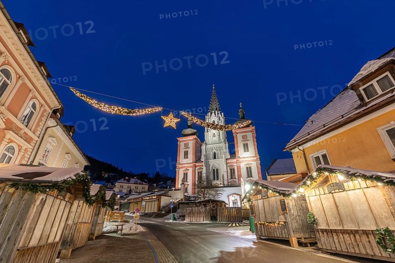 Advent atmosphere, pilgrimage church, basilica of Mariazell, blue hour in the early morning, Mariazell, Upper Styria, Styria, Austria