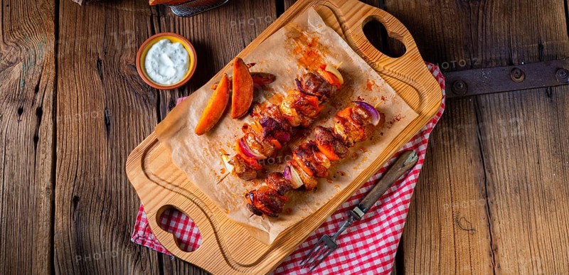 Sweet potato fries with spicy paprika shashlik