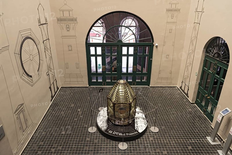 Fresnel lenses in the entrance area of ??the panama canal museum in panama city