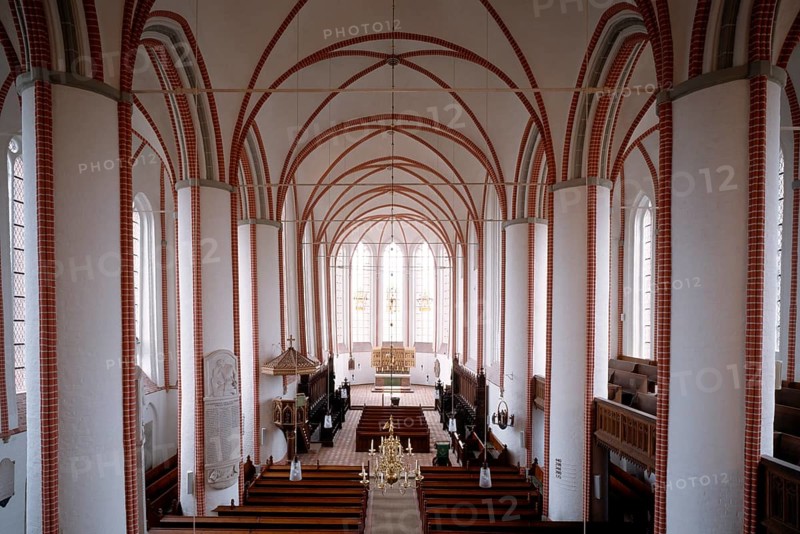 View to the east, St., Sankt, Saint