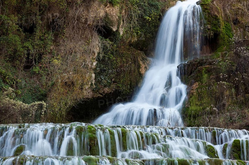 Orbaneja del Castillo waterfall, Burgos, Castilla y Leon, Spain