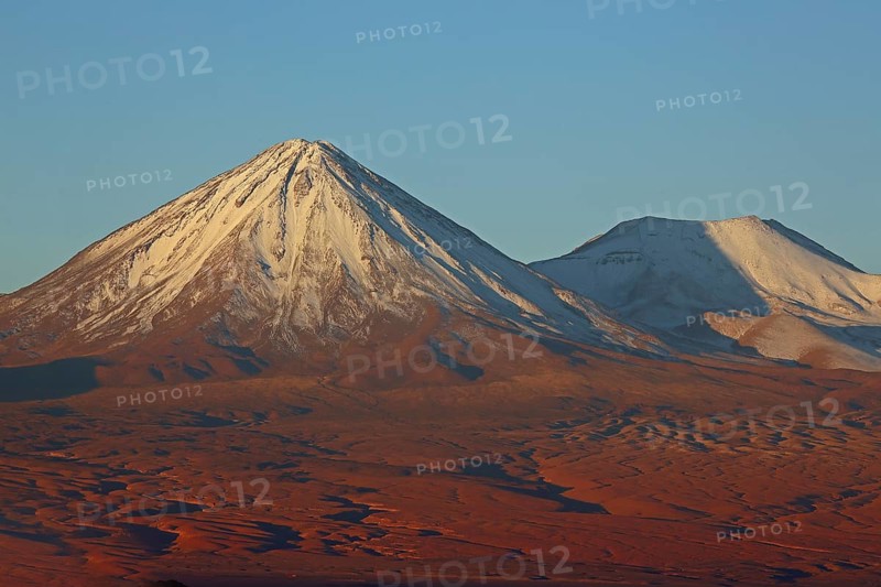 Licancabur, volcano, near San Pedro de Atacama, Atacama, Chile