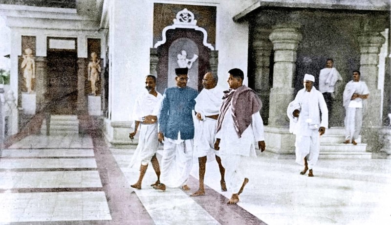 Mahatma Gandhi with Devadas Gandhi and G D Birla, Delhi, India, Asia, March 18, 1939
