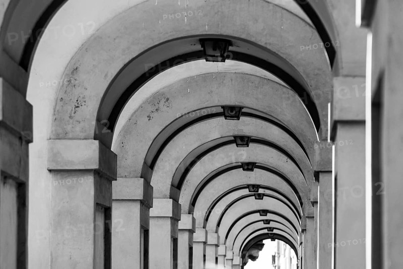 An archway near the Ponte Vecchio in downtown Florence, Italy