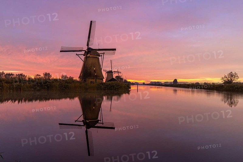 Sunrise on the KInderdijk, Netherlands