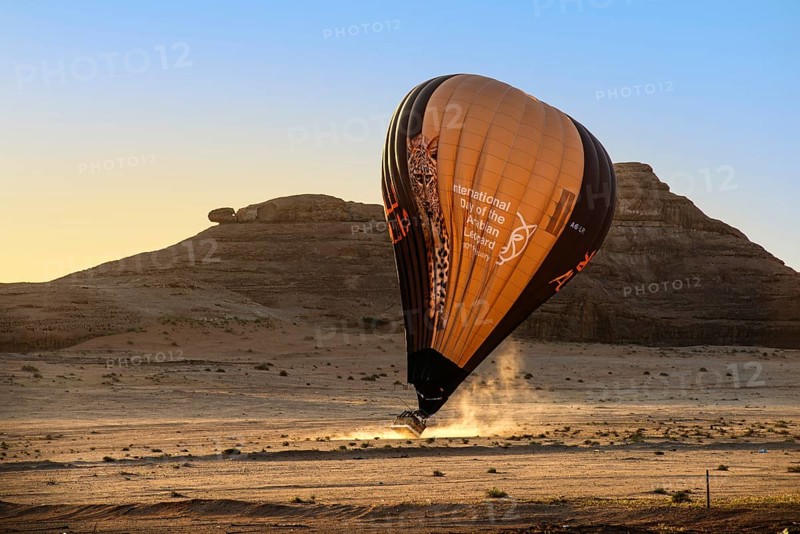 Landing with balloon at the Unesco site Maidain Saleh or Hegra, Al Ula, Kingdom of Saudi Arabia