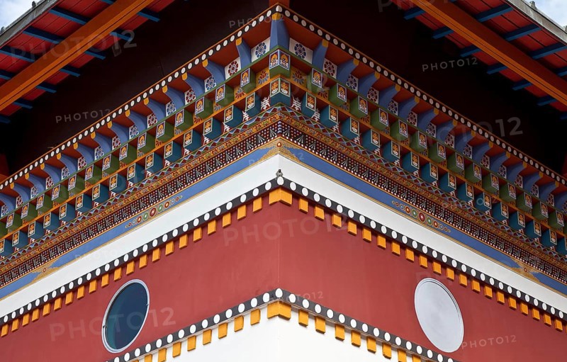 La Boulaye, TEMPLE OF THE 1000 BUDDHAS, founded in 1987 by Tibetan monks. Lamaist centre combined with a university for Tibetology, decorative forms on one corner of the building