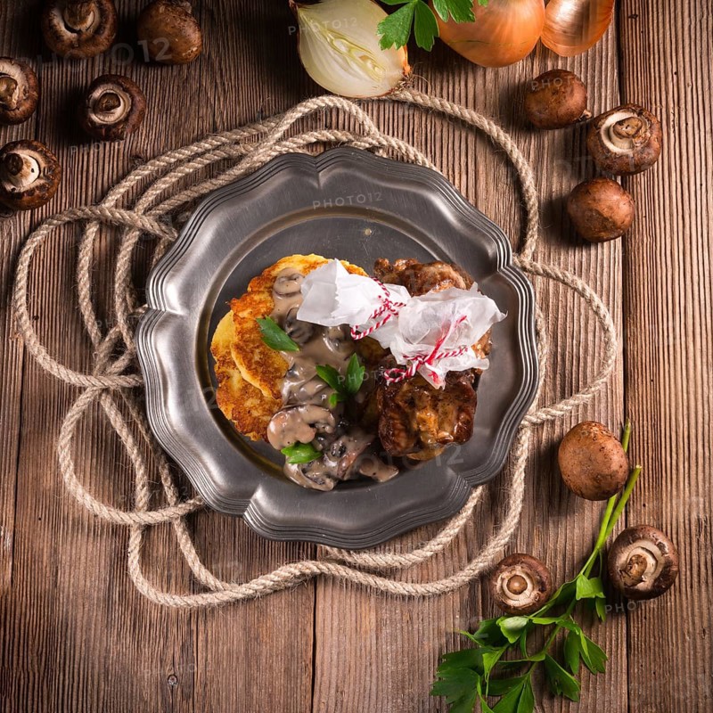 Grilled ribs with potato pancakes