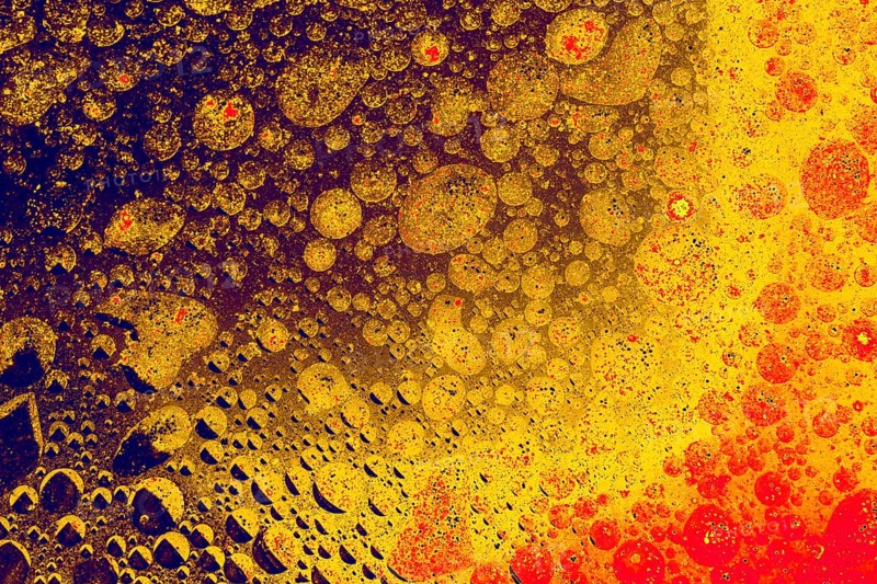 Air and oil bubbles inside water base form patterns