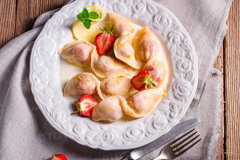Pierogi with strawberries
