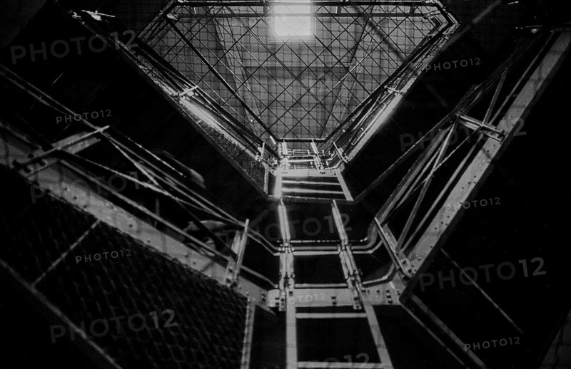 GDR, Potsdam, 13.05.1990, Linden Hotel, House for all, Visiting site, former Stasi prison Potsdam, staircase