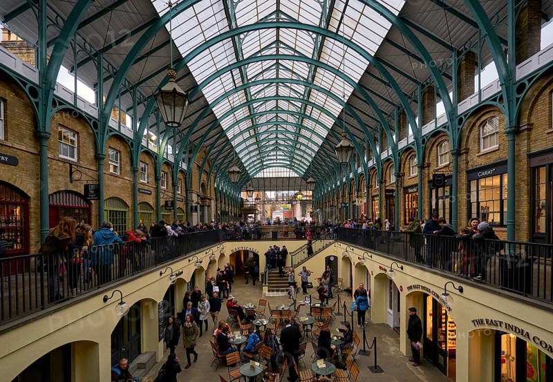 Convent Garden full of tourists in London, England, United Kingdom