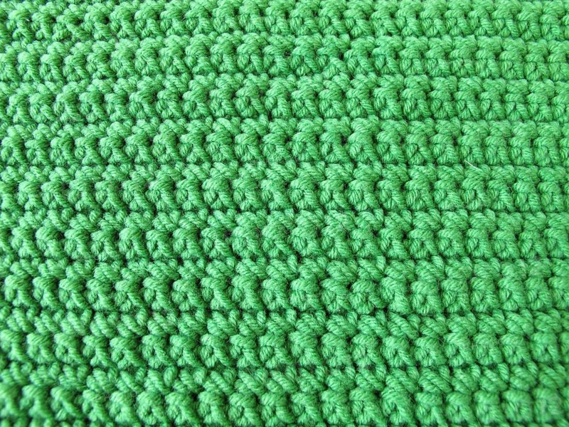Crochet pattern with single crochet stitches in green