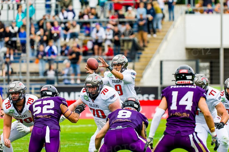 European League of Football, ELF/ Game : Cologne Centurions at Frankfurt Galaxy on July. 01. 2023, in the PSD Bank Arena, Frankfurt, Germany Cologne Centurions, QB # 9 Judd Erickson, OG # 70 Florian Schorn