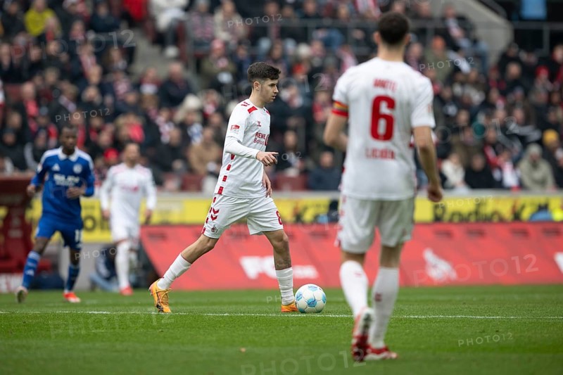 (DFL/DFB REGULATES PROHIBIT ANY USE OF PHOTOGRAPHS AS IMAGE SEQUENCES AND/OR QUASI-VIDEO), RheinEnergieStadion, Cologne, North Rhine-Westphalia, Denis Huseinbasic (1.FC Köln, Midfield, #8), 2nd Bundesliga, 1.FC Köln, Hamburger SV on 09/02/2025 at RheinEnergieStadion in Cologne Germany