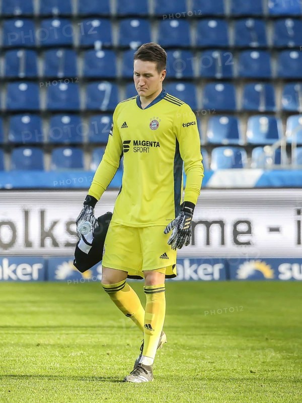German soccer goalkeeper Ron-Thorben Hoffmann FC Bayern Munich II DFB 3rd league season 2020-21, German soccer goalkeeper Ron-Thorben Hoffmann FC Bayern Munich II DFB 3rd league season 2020-21