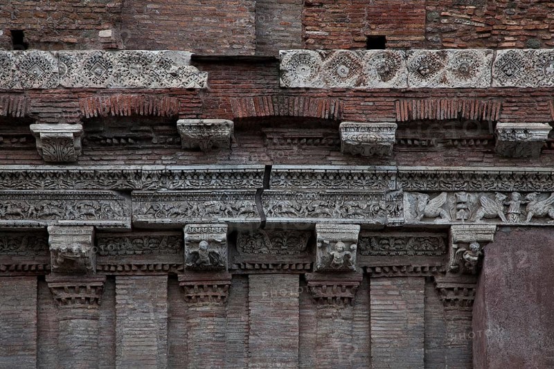 Façade detail with antique spolia