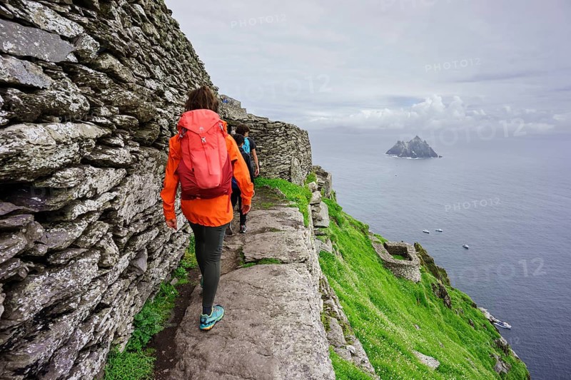 Visitors on the steep path up to the monastery, Skellig Michael island, Mainistir Fhionáin (St. Fionan?s Monastery), county Kerry, Ireland, United Kingdom