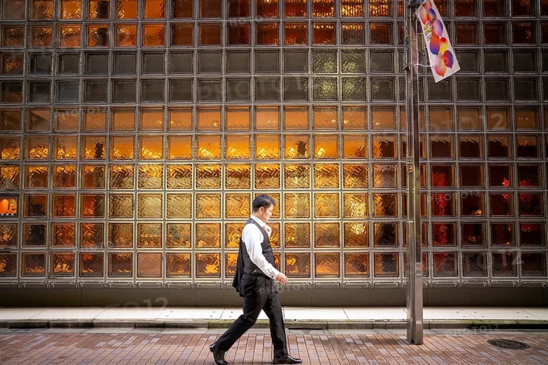 Hermes shop by Renzo Piano high-rise building Workshop, glass block tower block, Ginza, Tokyo, Japan