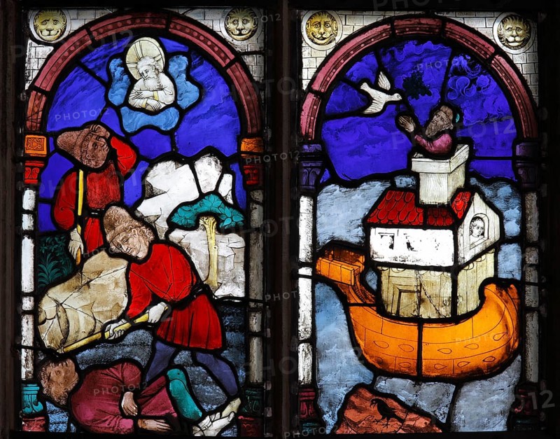 Stained glass in the choir, fratricide (Cain and Abel) and Noah's Ark, St., Sankt, Saint