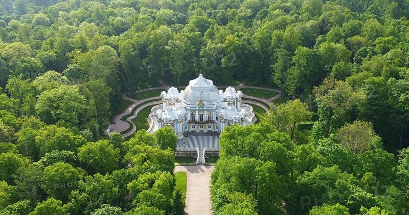 Evening walk in Catherine Park and a bird's eye view, Hermitage Pavilion