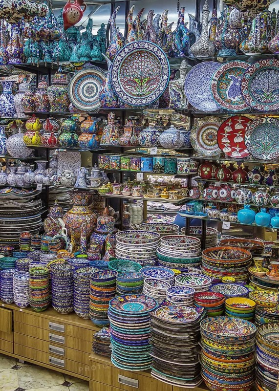 Colorful ceramics for sale on the Grand Bazaar at Istanbul