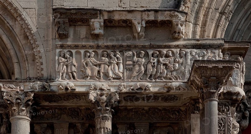 Frankr St-Gilles-du-Gard Abbey Church 60049 Frieze between the northern and central west portal with scenes from the life of Jesus