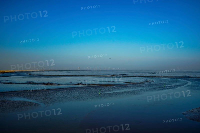 Tranquil waterscape with minimalist horizon under a blue sky, 9688 TN Drieborg, Dollart, Netherlands