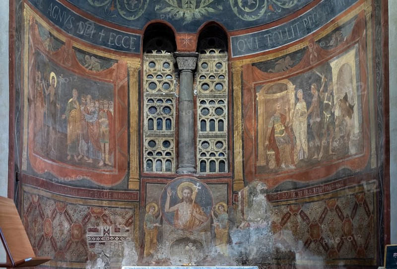Rome, Roma, Santa Maria in Cosmedin, south-east apse with frescoes