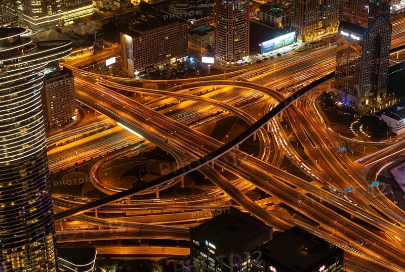 A picture of the busy Al Safa Street and Sheikh Zayed road intersection at night