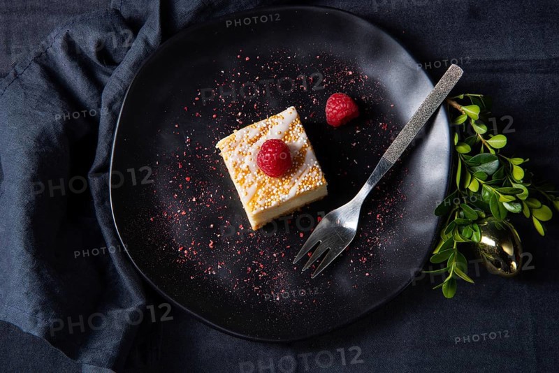 Delicious festive cheesecakes from the tin