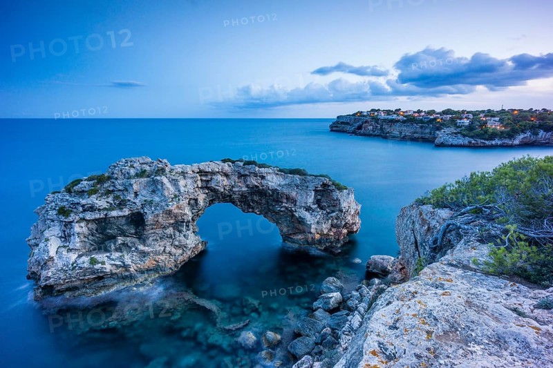 Arco natural de roca Es Pontas, Santanyí, islas baleares, Spain