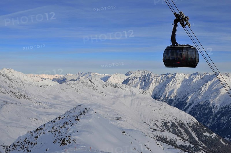 Austria: Winter sport in Sölden snow mountains at Rotkogljoch in the tyrolean alps