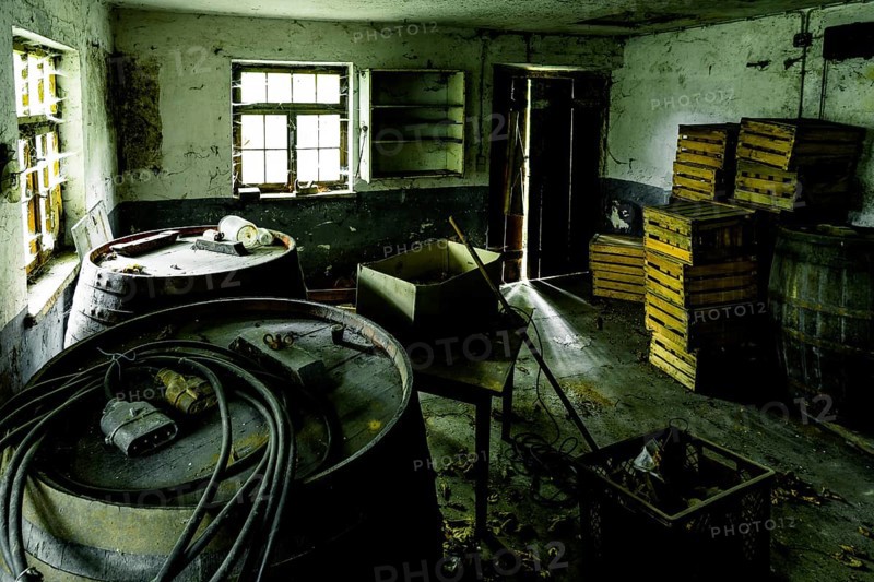 Abandoned places such as factories, farmhouses, shops, houses, facilities and clinics in Germany
