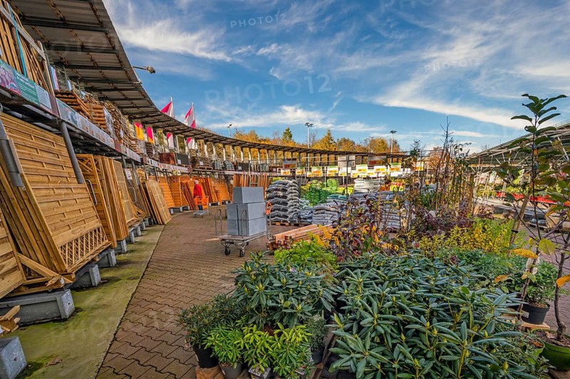 DIY store, outdoor area with plants and privacy screens, Allgäu, Bavaria, Germany