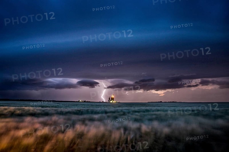 Lightning Storm Clouds Canada Saskatchewan Dramatic Summer