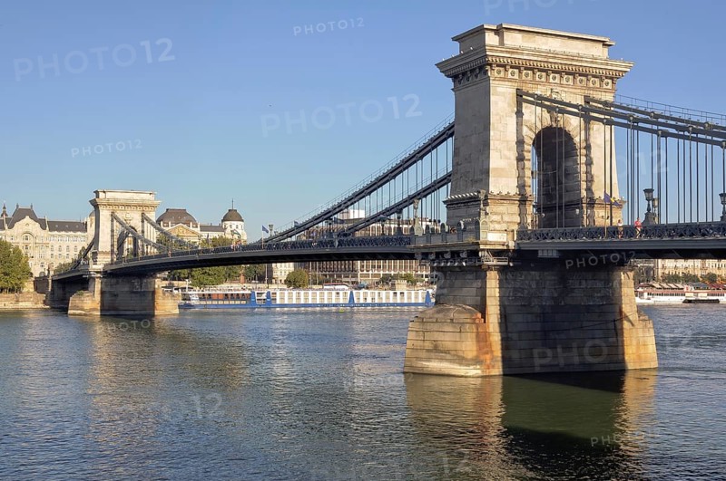 Chain Bridge over the Danube River links Buda and Pest, Budapest, Hungary